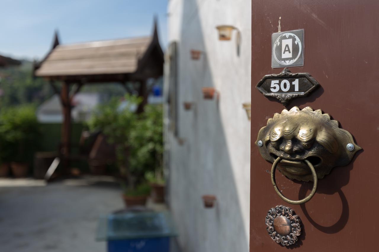 Baan Kamala Fantasea Hotel Extérieur photo