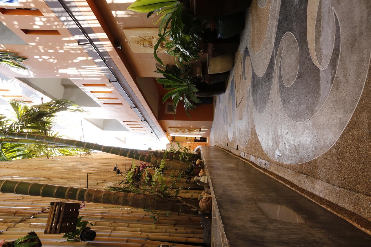 Baan Kamala Fantasea Hotel Extérieur photo